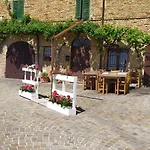 In With Apennine Views Fratte Rosa