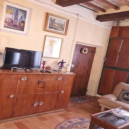 Apartmán In With Apennine Views *