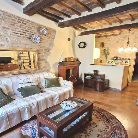 Apartmán In With Apennine Views *